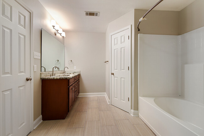 master bath - 11245 Tracy St