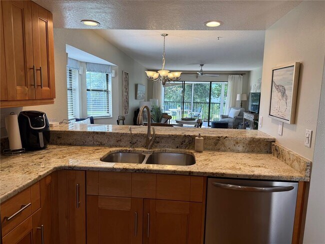 Building Photo - 445 Bouchelle Dr