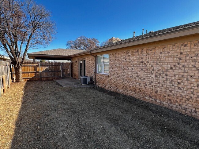 Building Photo - 7504 Avenue W