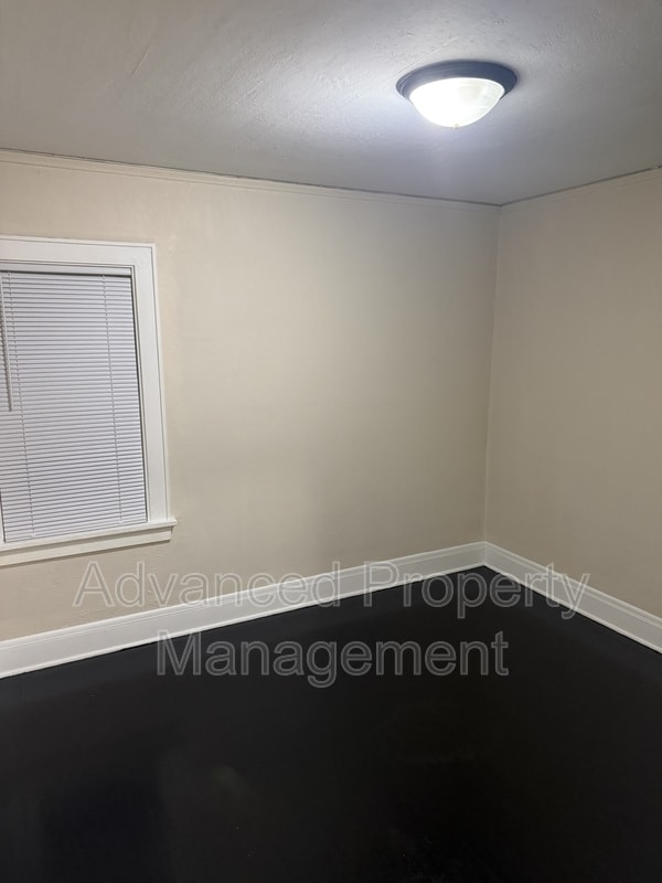 Building Photo - 3941 N 24th Pl