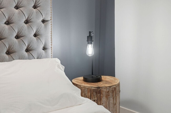 Building Photo - 417 S Dearborn St