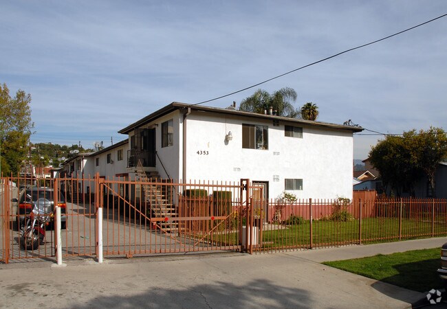 Building Photo - 4353 Toland Way