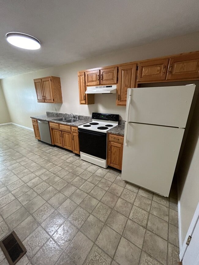 Building Photo - 940 Water St