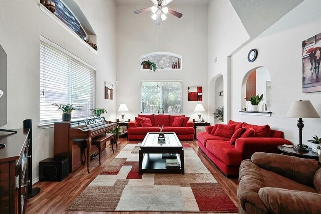 Building Photo - 1500 Huckleberry Ln