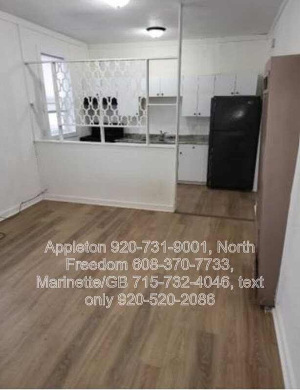 Building Photo - S7559 US-12