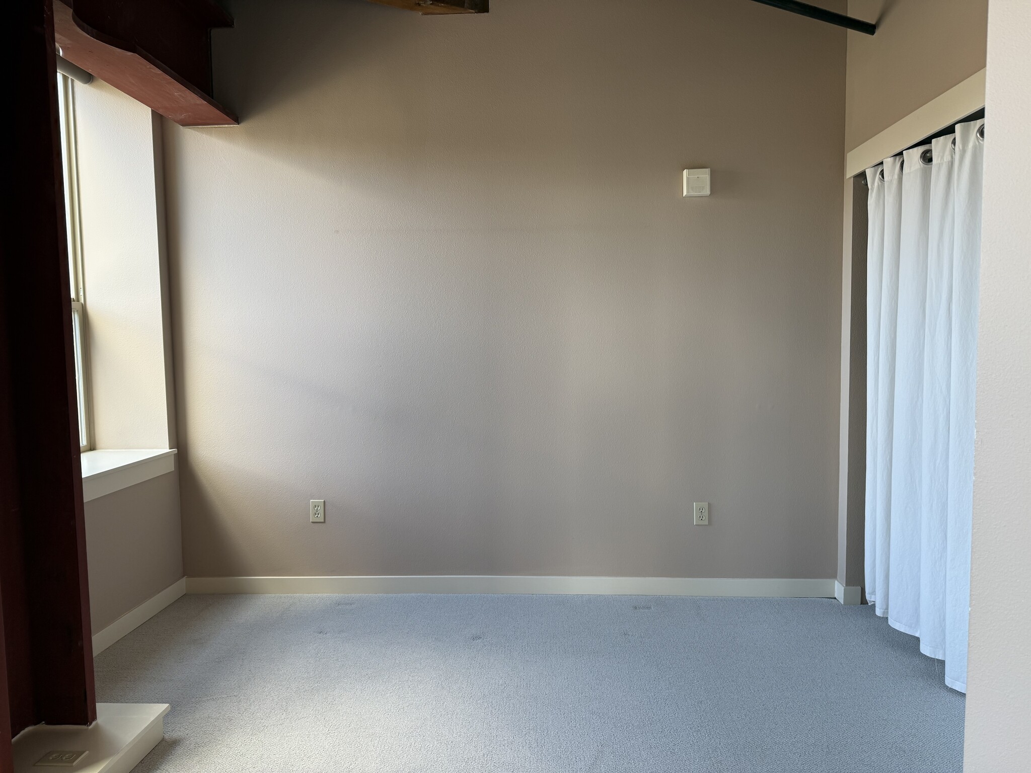 Building Photo - 1408 12th Ave