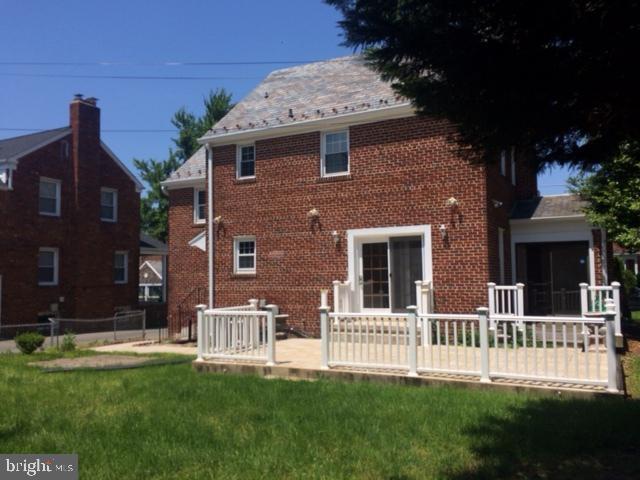 Building Photo - 1208 Tewkesbury Pl NW