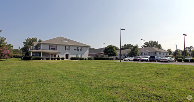 Primary Photo - The LaSalle at Lincoln Heights