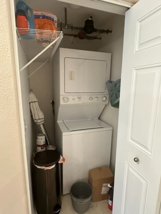 Building Photo - Downtown Fully Furnished 1BR Condo Near Balboa Park with Parking