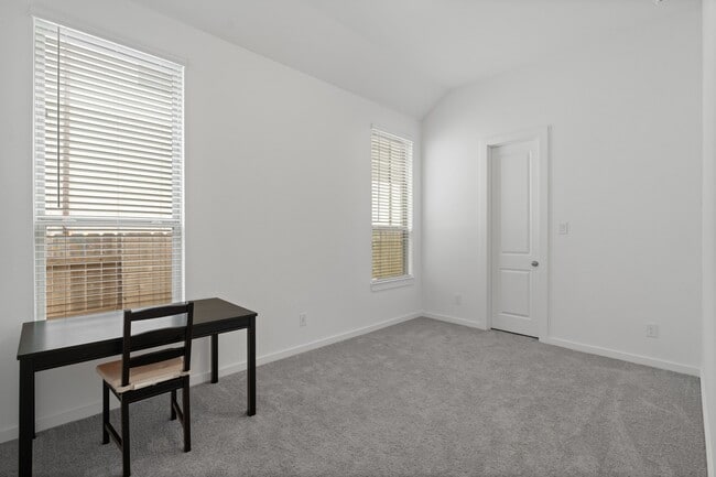 Building Photo - 7602 Zinnia Blossom Ln