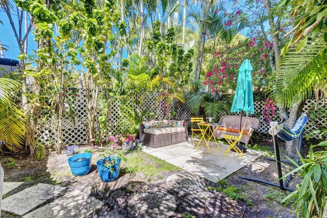 Building Photo - 2800 Broadway