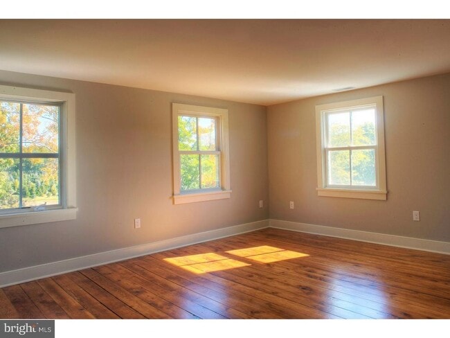 Building Photo - 5253 Upper Mountain Rd