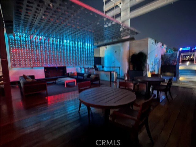 Building Photo - 6250 Hollywood Blvd