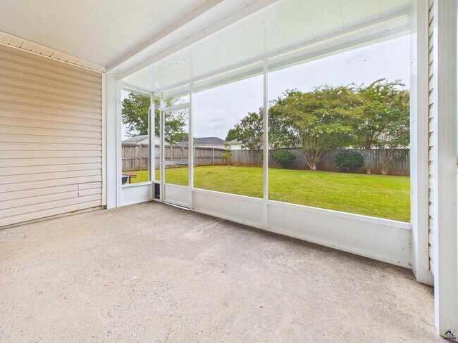 Building Photo - 324 Tyson Glen Dr