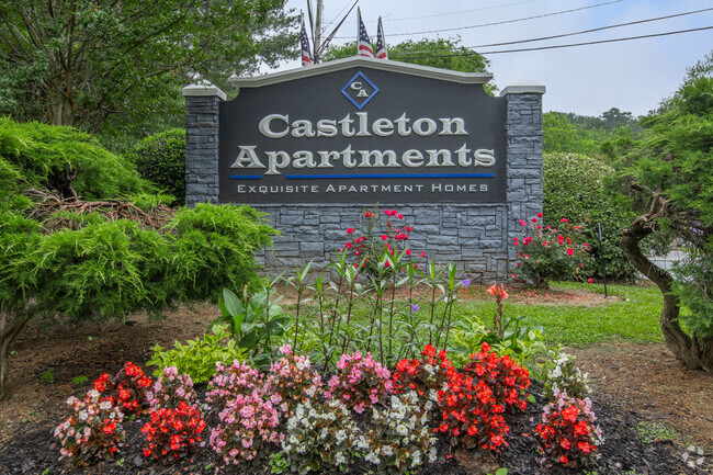 Building Photo - Castleton Apartments