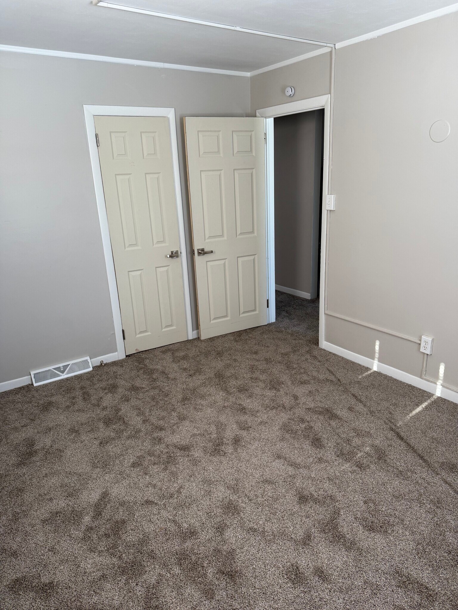 Building Photo - 71 Foster St