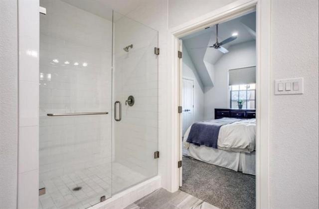 Building Photo - 5073 Gaston Ave