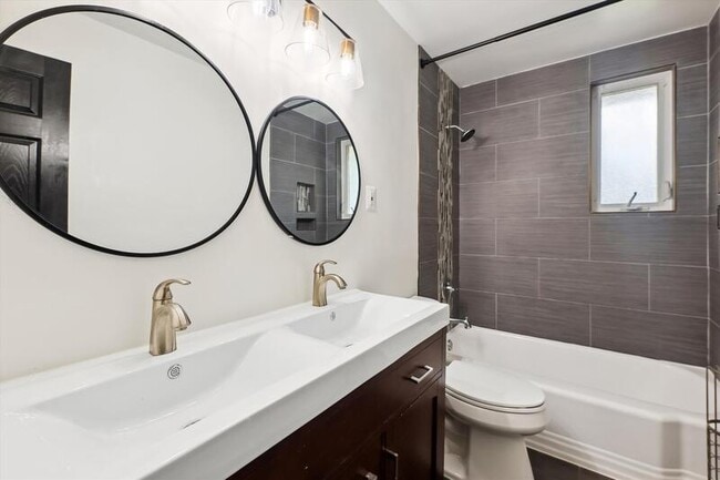 Building Photo - 1824 Allison St NW