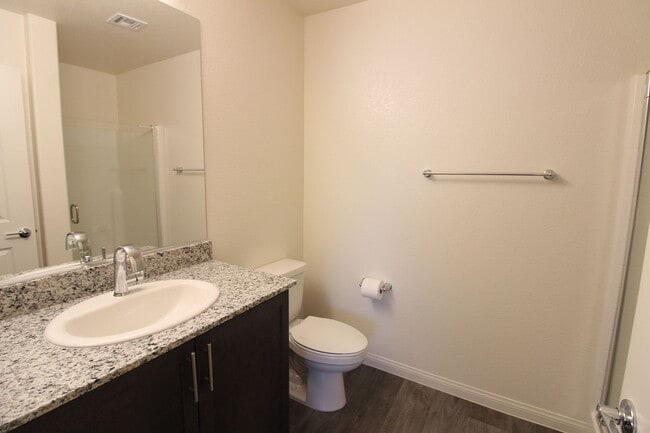 Building Photo - THREE BEDROOMS ALL WITH PRIVATE BATHROOMS
