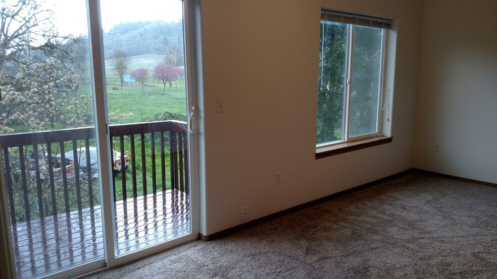 Building Photo - 104 Rice Ln