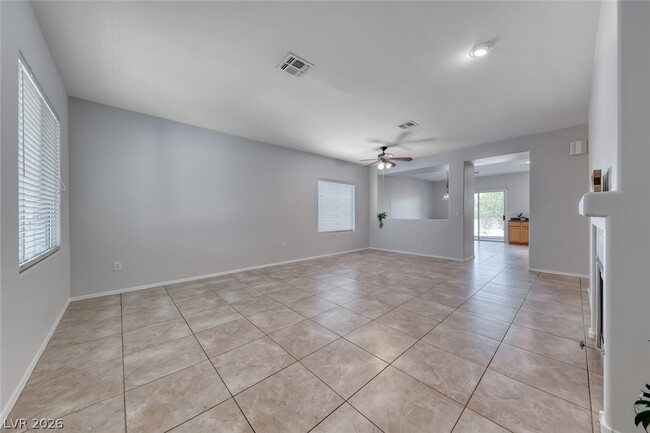Building Photo - 2343 Schaeffer Hills Dr
