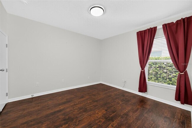 Building Photo - 2260 Pickford Cir