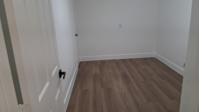 Building Photo - BEAUTIFUL HOME IN BEAUMONT. MOVE IN READY!.