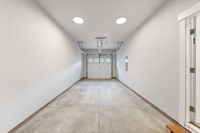 Building Photo - New Construction 3 Bedroom PLUS OFFICE