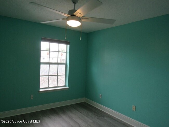 Building Photo - 246 Tin Roof Ave