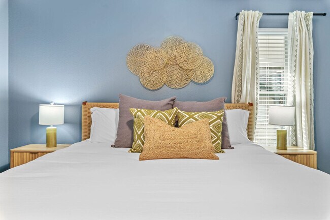 Building Photo - 11312 112th St N