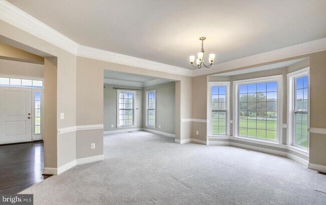 Building Photo - 14673 Falconaire Pl