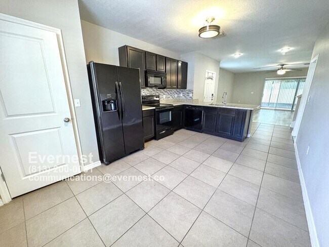 Building Photo - 12929 Shady Fern Ln