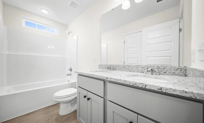 Building Photo - 102 Enclave Ct