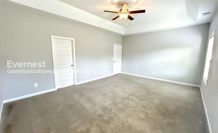 Building Photo - 1024 Echo Rdg Rd