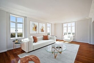 Building Photo - 1314 Hayworth Ave