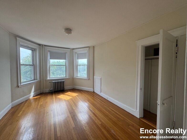 Building Photo - 1171 Boylston St