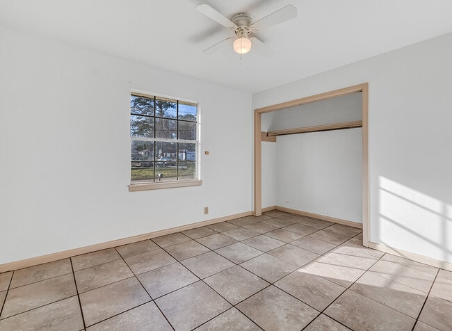 Building Photo - 1124 Wheeler St