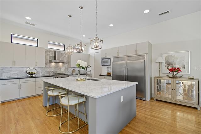 Building Photo - 6223 Walnut Hill Ln