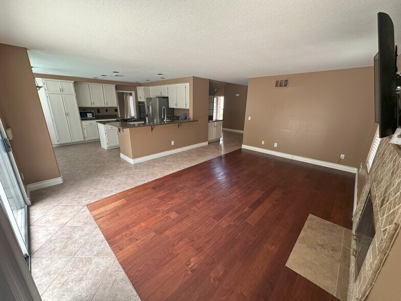 Building Photo - 28338 Welfleet Ln
