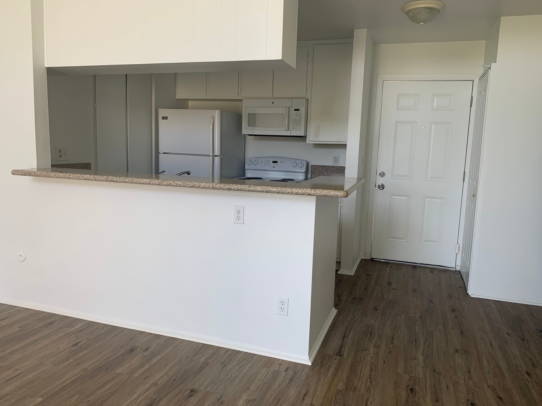 Building Photo - 808 Coriander Dr