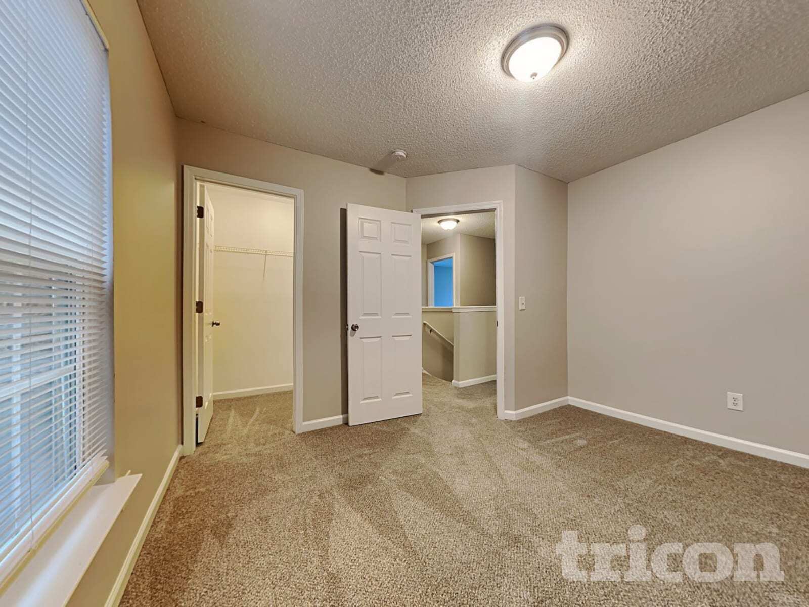 Building Photo - 76 Springway Dr