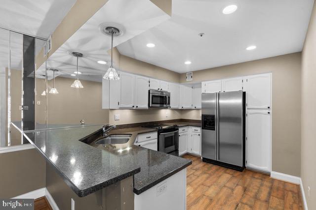 Building Photo - 2706 Summerview Way