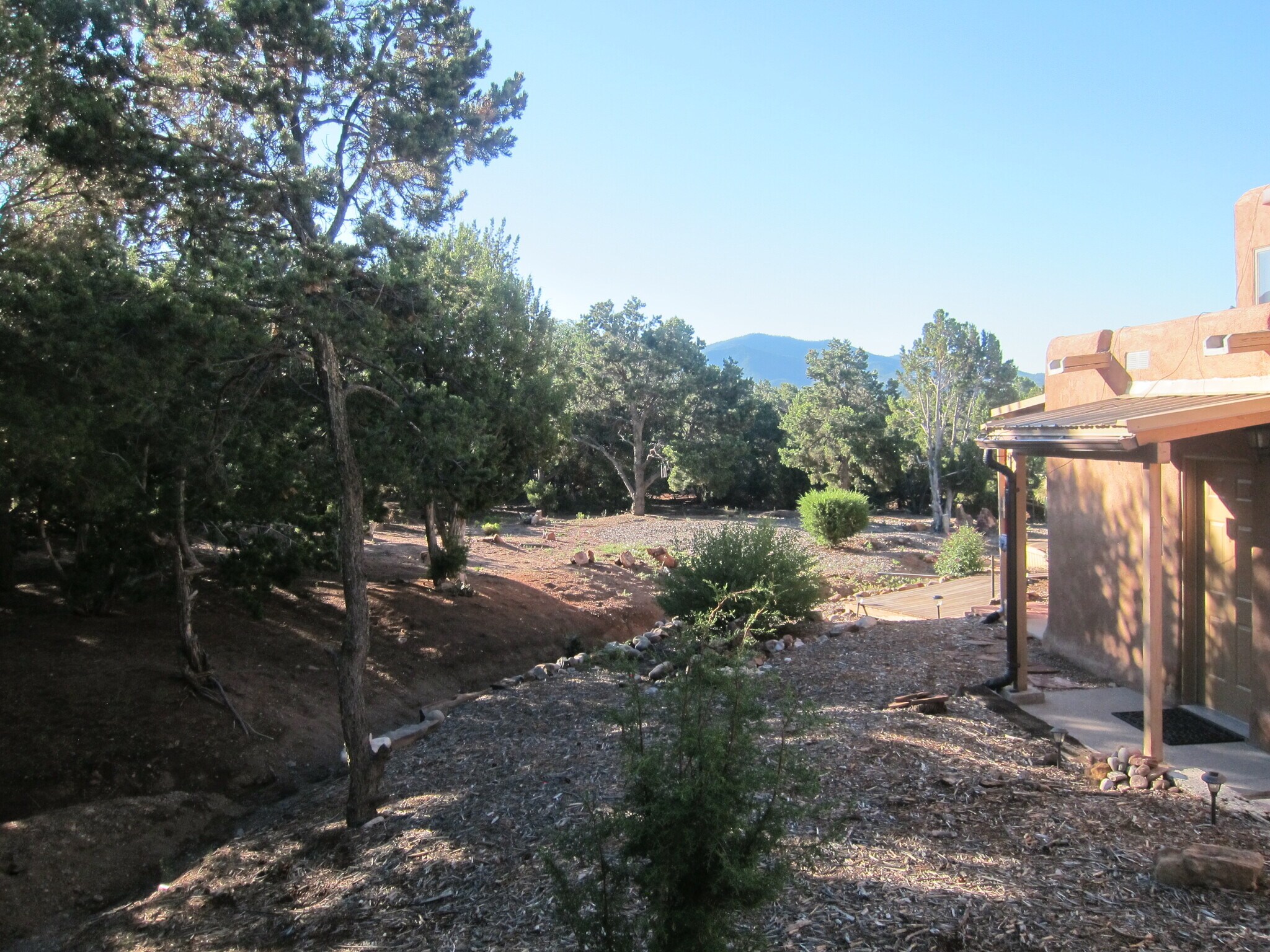Building Photo - 1121 Calle Largo