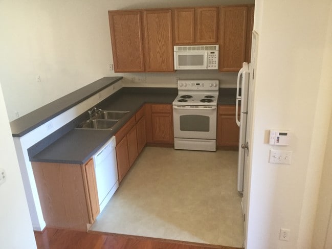 Building Photo - 8217 Martello Ln