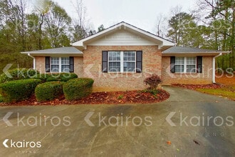 Building Photo - 400 Beaver Pointe Dr