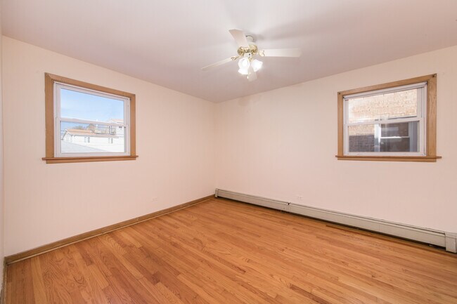 Building Photo - 6640 W Gunnison St