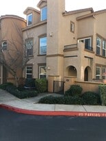 Building Photo - 5350 Dunlay Dr