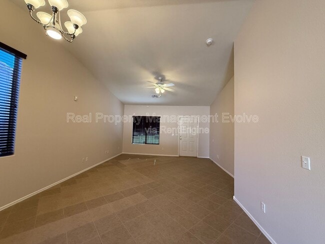 Building Photo - 9332 W Morrow Dr