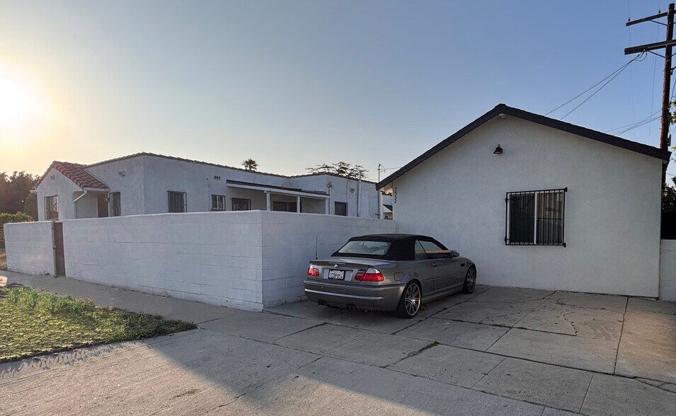 Building Photo - 7530 S Hobart Blvd