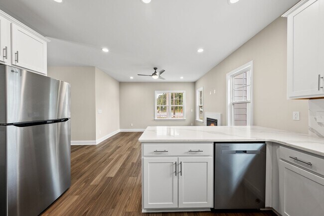 Building Photo - 7996 Humie Olive Rd